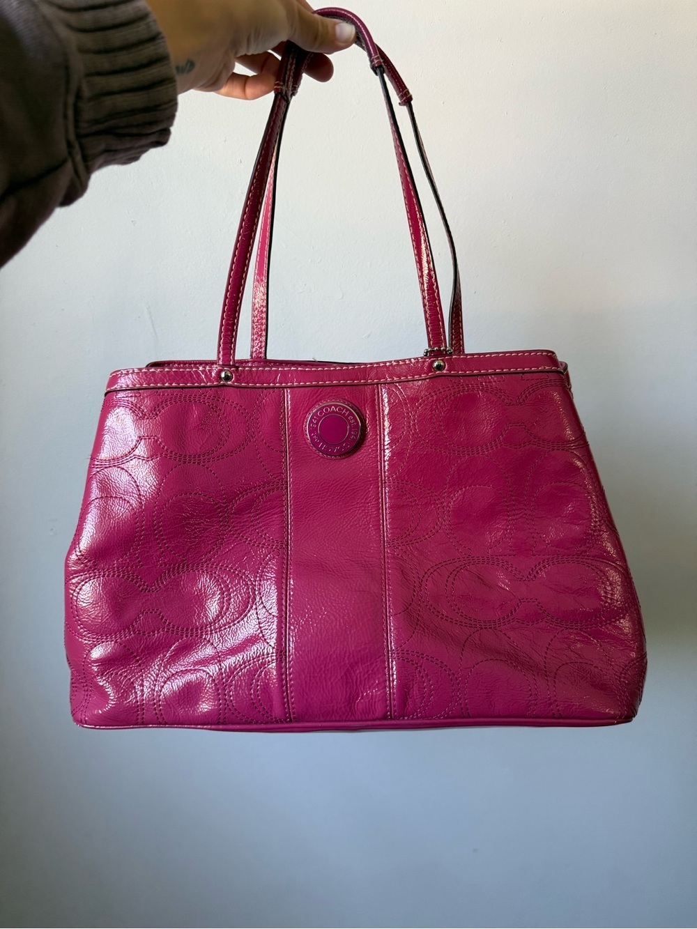 Coach Berry Pink Fuschia Kisslock Carryall Patent Leather Tote Bag Shoulder Bag